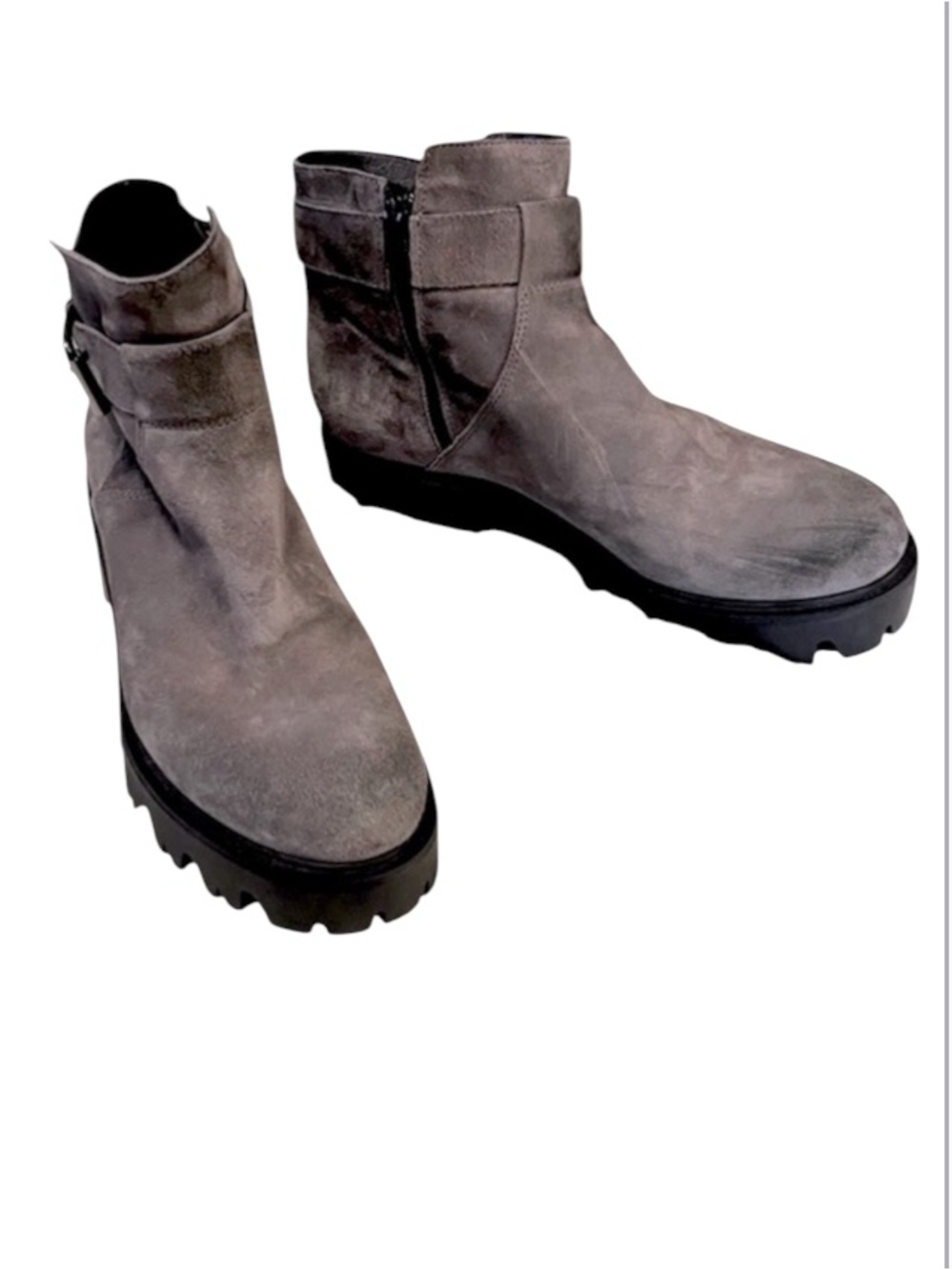 Kenneth Cole Womans Gray Suede Lug Sole Chunky Heel Platform Well Feet Boots 9.5